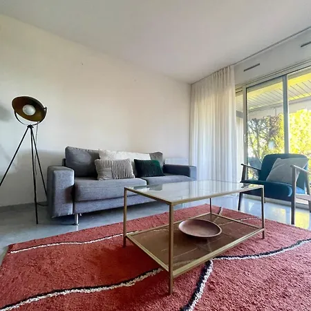 Three Bedrooms In Cannes